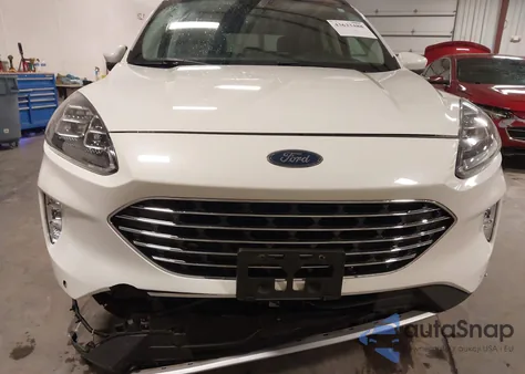 2021 Ford Escape Titanium from USA, damaged, VIN 1FMCU9J93MUB18069